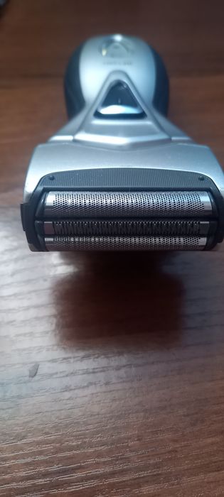 Продам електробритву панасоник