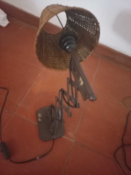 1 candeeiro parede extensivel