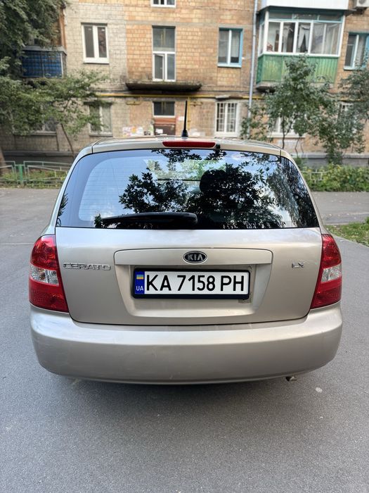 Кіа Черато продам