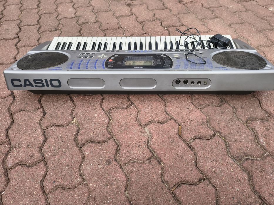 Keyboard Casio ctk671