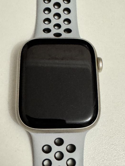 Apple Watch series 7 Nike edition