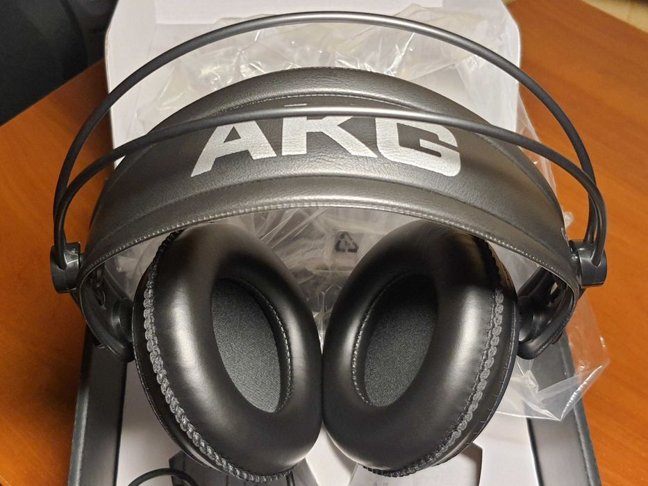 Студійні навушники AKG K240 MKII Black