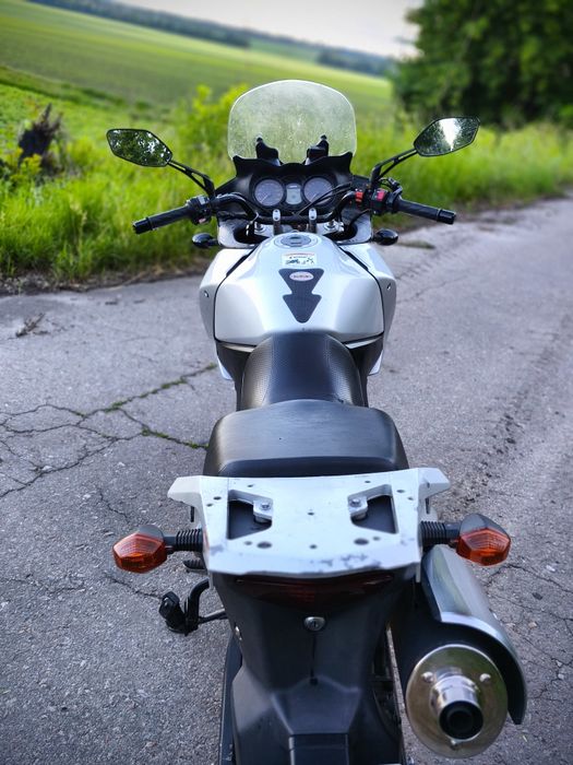 Suzuki V-strom 650