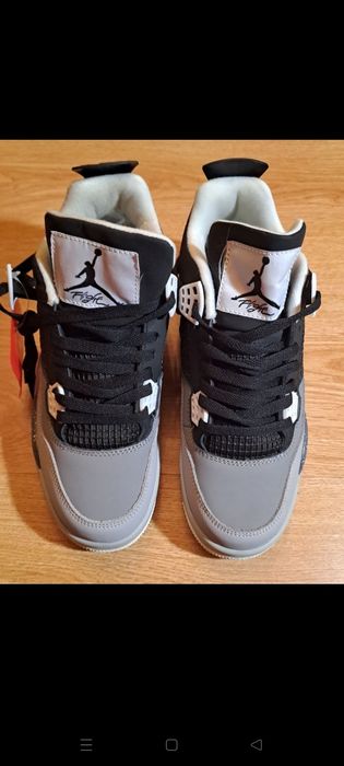 Продам классные кроссовки