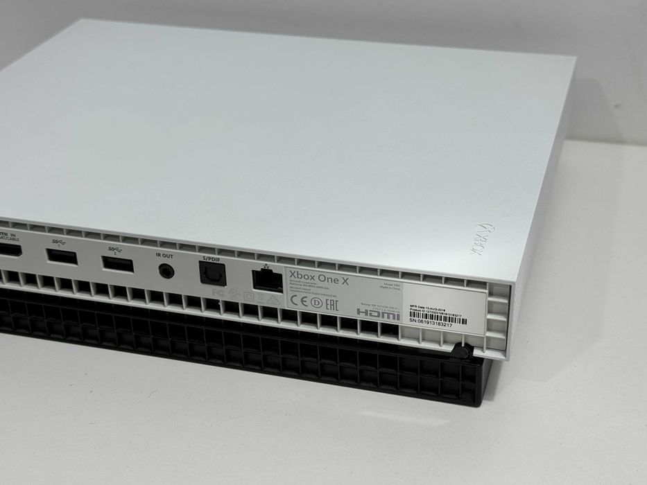 Konsola Xbox One X 1TB | 2 x PAD | Komplet | GWARANCJA | ODNOWIONA