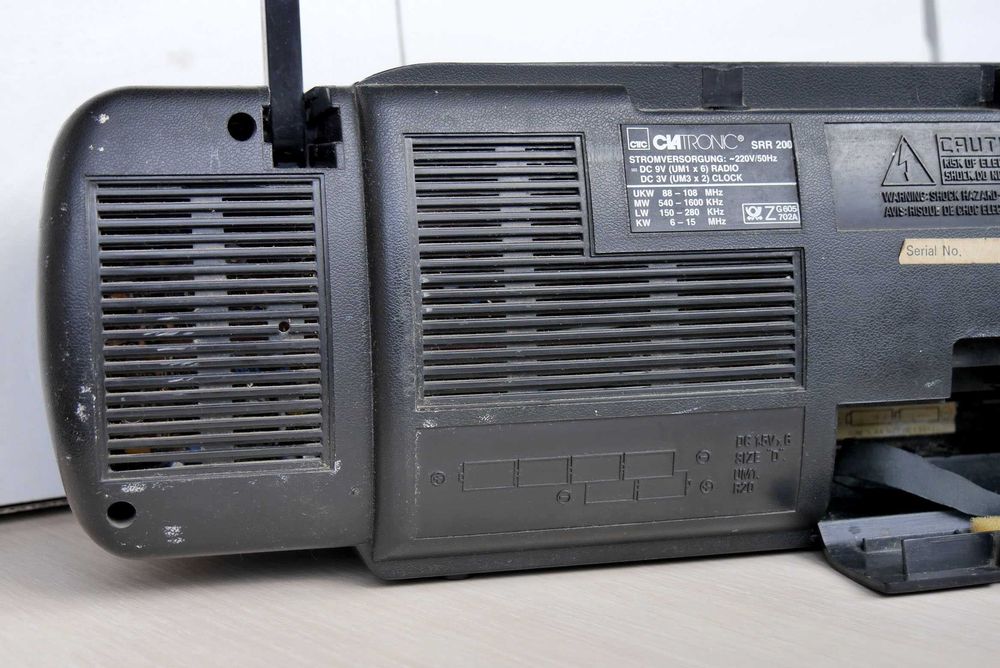 Магнитофон  Clatronic SRR200