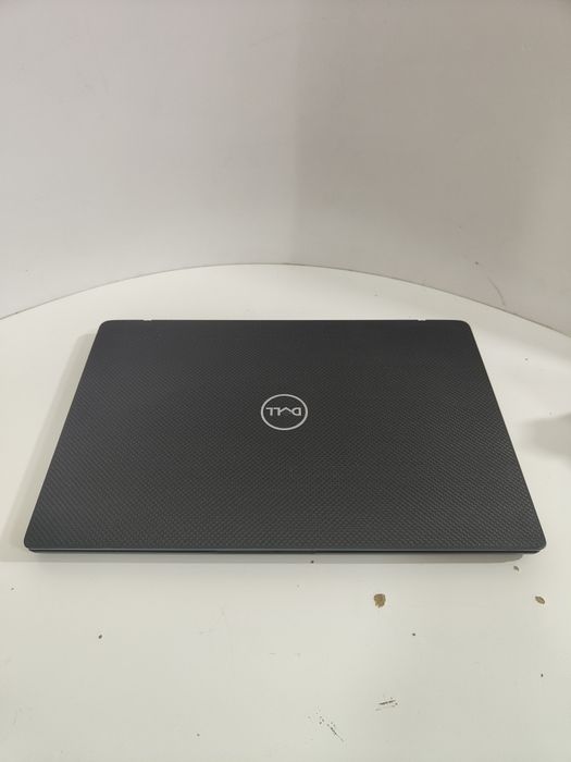 Dell Latitude 7400