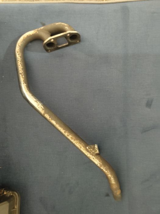 części kubota z402 wydech/dolot