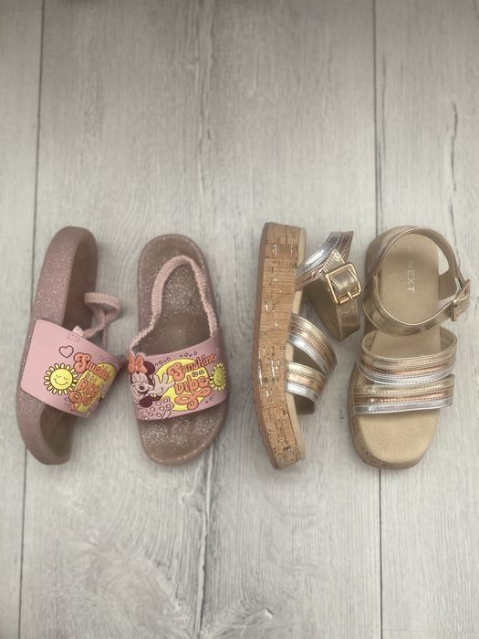 Босоніжки кросівки Next сандалі сапожки