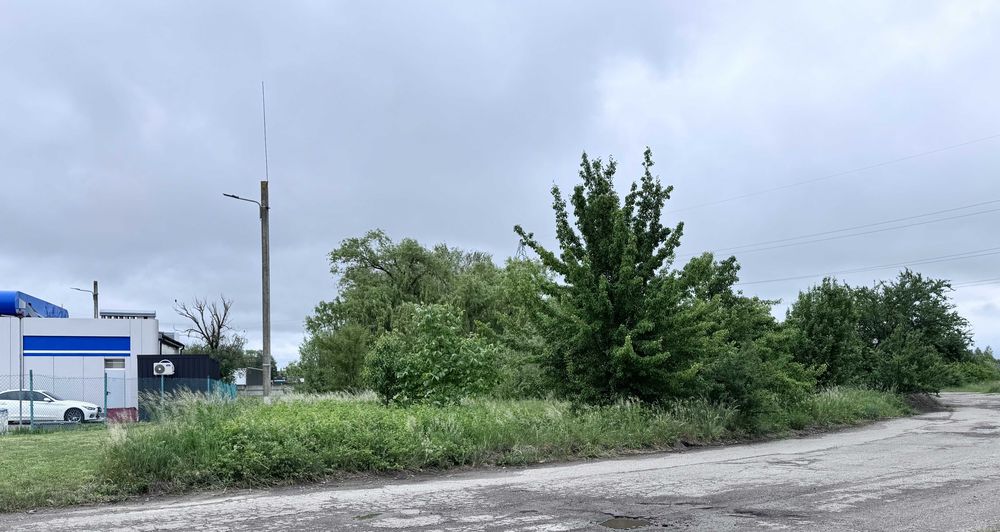 Продаж ЗД для будівництва автомийки з сервісним обслуговуванням. Юності , біля автозаправки Укрнафта .