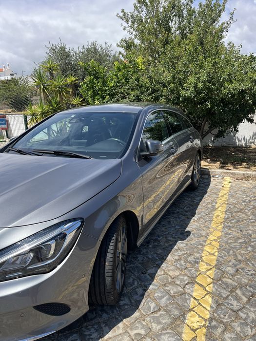 Mercedes-Benz CLA 200d - caixa manual