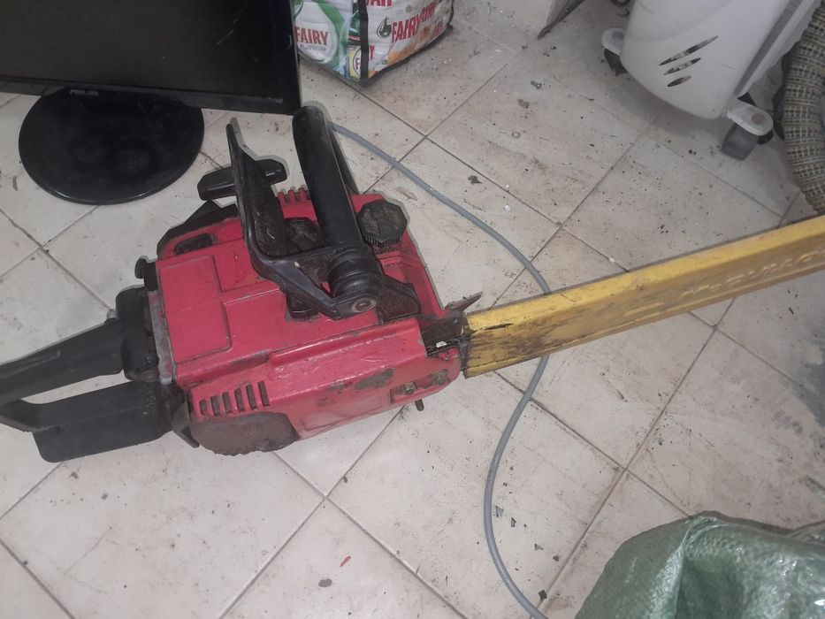 Moto serra potente 70€