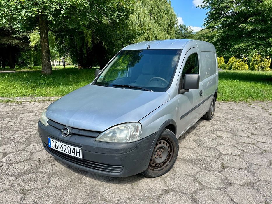 Opel Combo  1.3 cdti, niski przebieg, długie opłaty, klima, Lift, 2009r