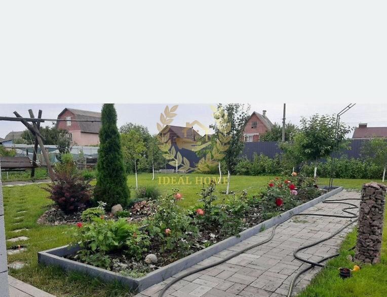 Продаж будинку на 4 кімнати в Рожнах