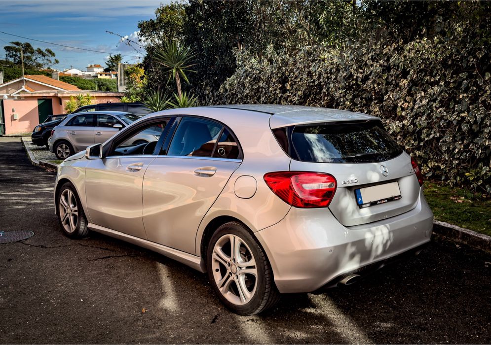 Mercedes a180d Pack SPORT / 89000kms / Garantia incl *NACIONAL*
