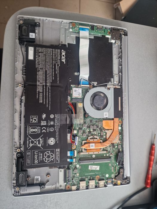 Продам ноутбук Acer a515-54G на запчастини