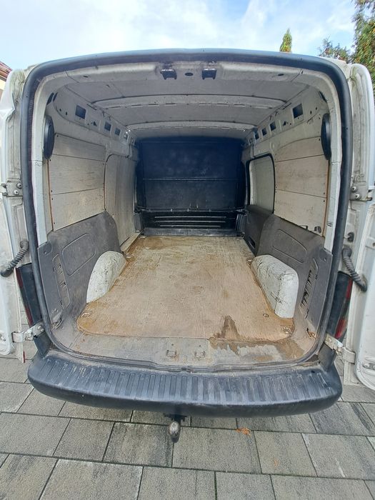 Opel Combo 1,7 CDTi Isuzu,hak,bez rdzy