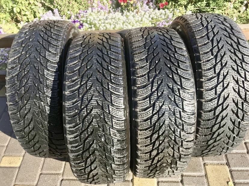 Резина 205/60 R16 Nokian
