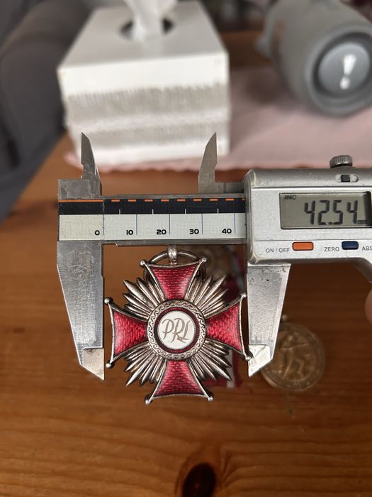 Medale i odznaczenia zasługi