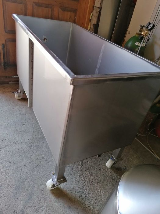 Wanna nierdzewna kwasoodporna 450l solidna na kółkach