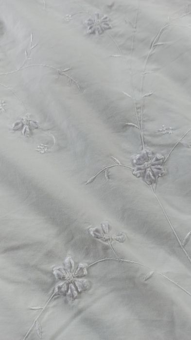 Pościel  z haftem  190/190 plus poszewka 45/70