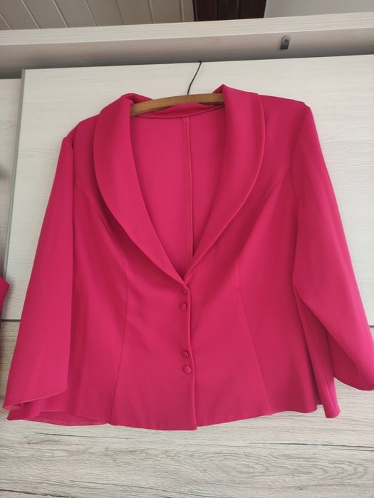 Śliczna marynarka żakiet fuksja r. 50
