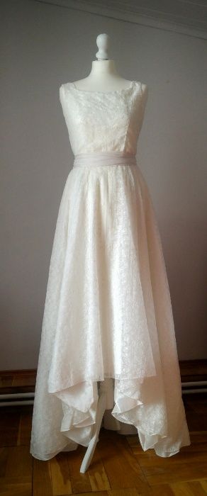 Sukienka Szyjemy sukienki ecru koronka lata 50' r. 36/38