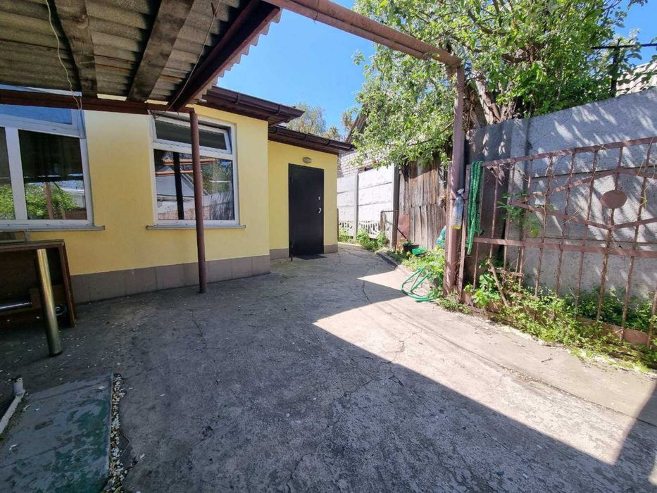 Продам частину будинку(квартира на землі) Нагорний р-н