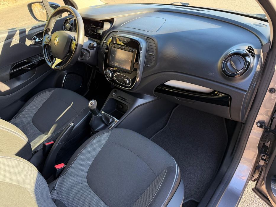 Renault Captur — fotografia 10