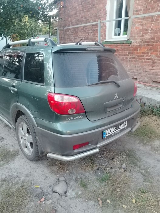 Продам Мицубиси аутлендер