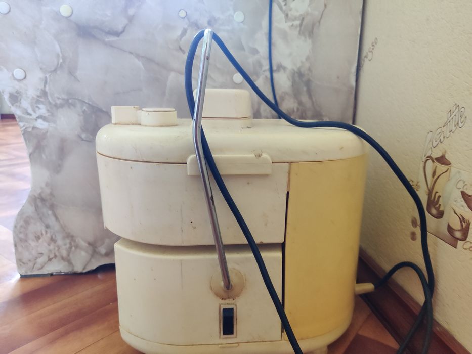 Соковыжималка Росинка