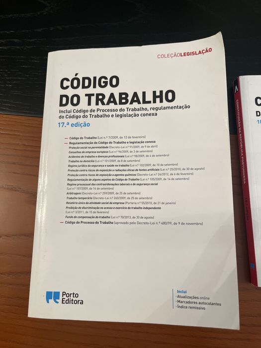 Livros Código de Trabalho e Constuição Portuguesa