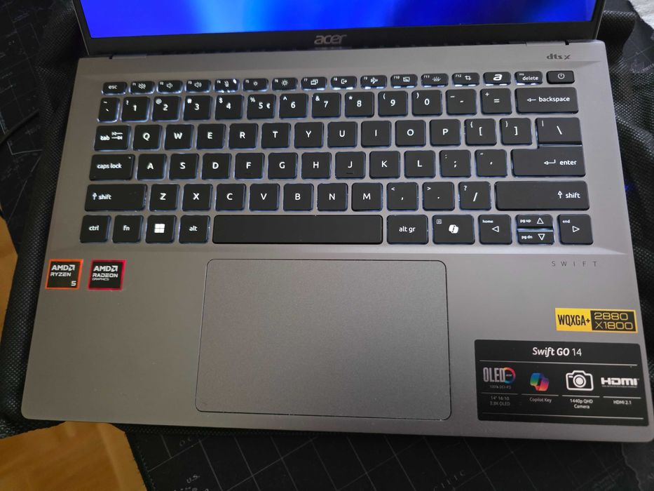 Laptop acer swift go 14 oled ryzen 5