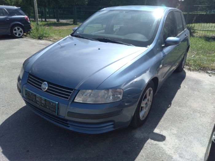 Części do fiat stilo 1.6 b 2002 rok Ostrowiec