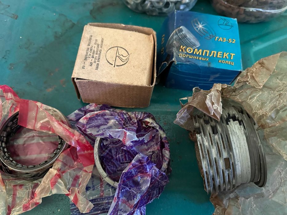 Кольца Газ 51 Газ-69  Газ 52   81.88  . 82.5   -  84.0