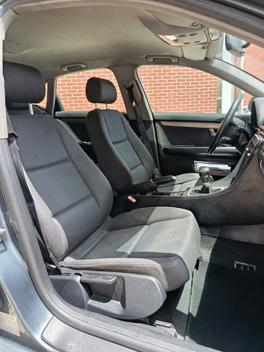 Audi A4 1.9 TDI  130CV PD em muito bom estado!!!