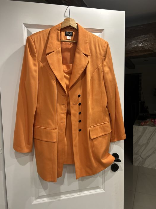 Marynarka i spódnica Apart 46 pomarańcz garsonka