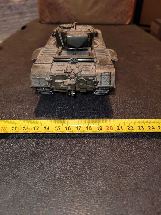 Model brytyjskiego czołgu CHURCHILL CROCODILE