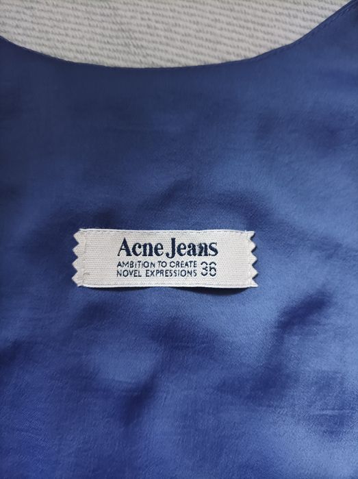 Koszulka Acne Jeans.