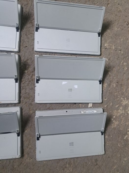 Планшет microsoft surface 128 256gb model 1631
