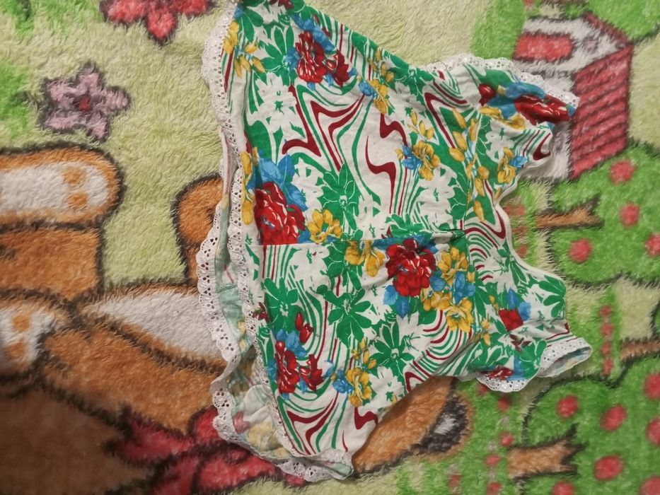 Одяг б/у для дівчинки