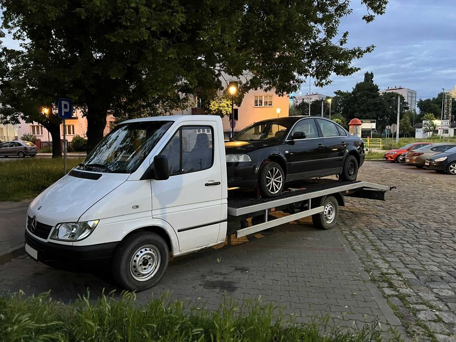 Pomoc Drogowa Auto Laweta Holowanie Transport