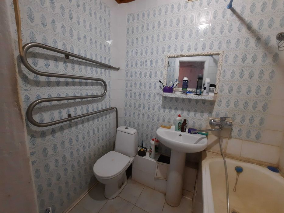 Продам дешёвую 2-х комнатную квартиру на Новых Домах.