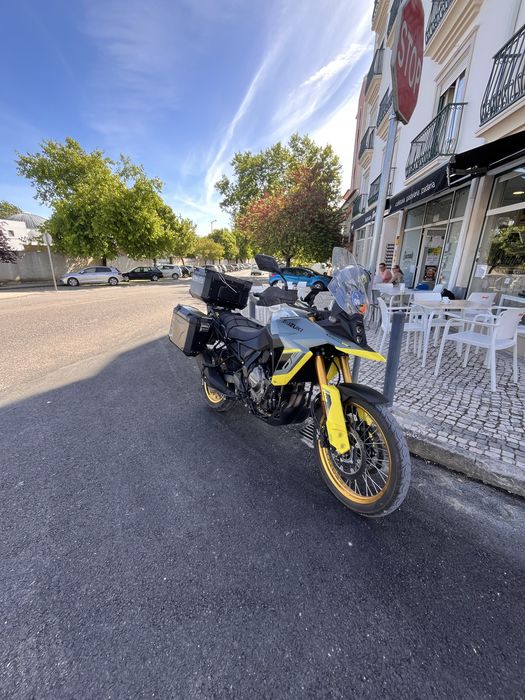 Suzuki V-Strom 800 DE