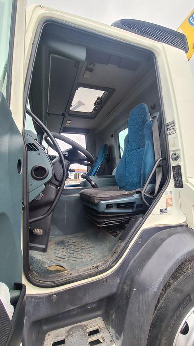 Daf CF 19ton tribasculante com grua