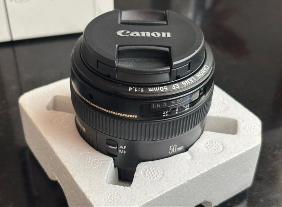 Canon EF 50mm f/1.4 USM