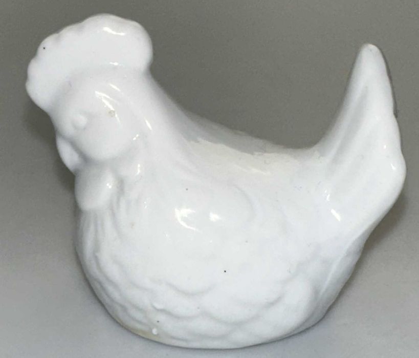 Solniczka kształcie kurki porcelanowa