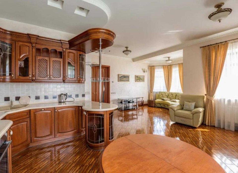 Продаж будинку, Стоянка, Бучанський р-н