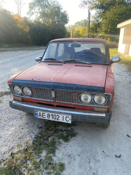 Продам ваз 2103.