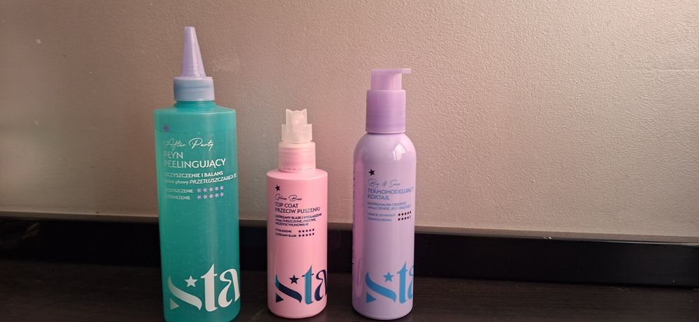 Zestaw kosmetyków STARS płyn peelingujący termomodelujący koktajl Top Coat